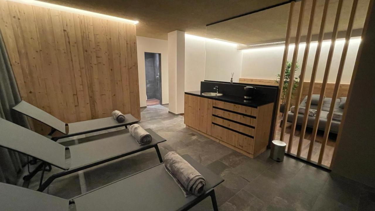 Residence Tantalus San Lorenzo di Sebato Luaran gambar
